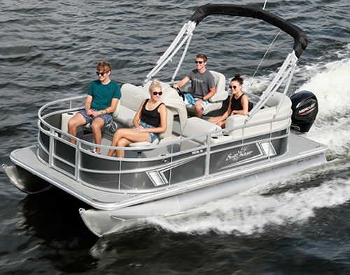 A Beginner’s Guide to Boating on Lake Michigan