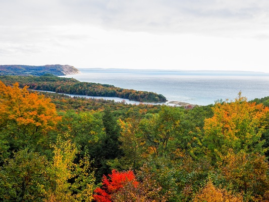 Fall Foliage Cruises on Lake Michigan